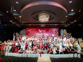 VLIVE INTERNATIONAL THANKS PARTY - ĐÊM TIỆC TRI  N ĐẦY CẢM XÚC DÀNH CHO KHÁCH HÀNG CỦA VLIVE